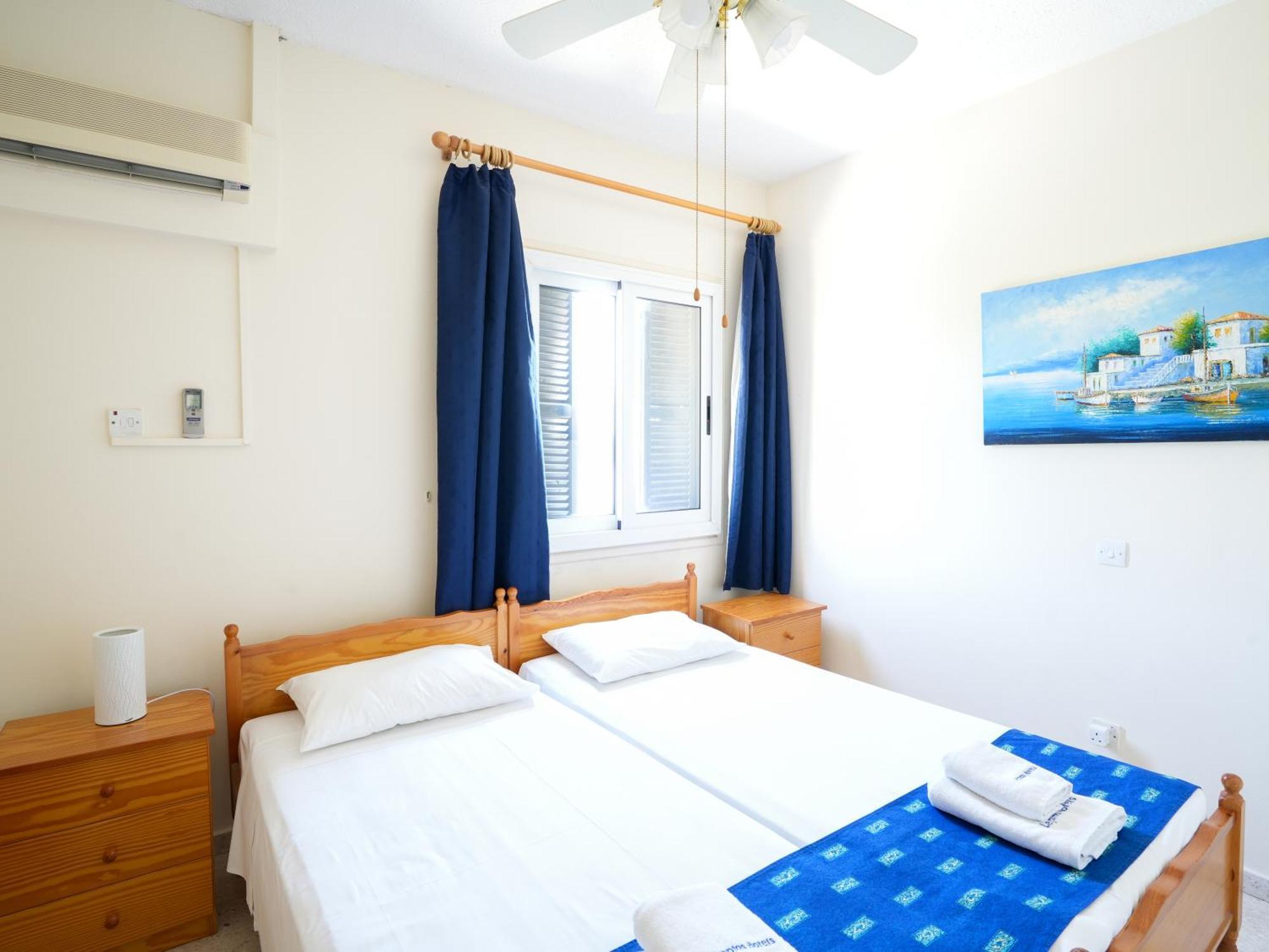 Resitour - Paphos Gardens Apartamento Exterior foto